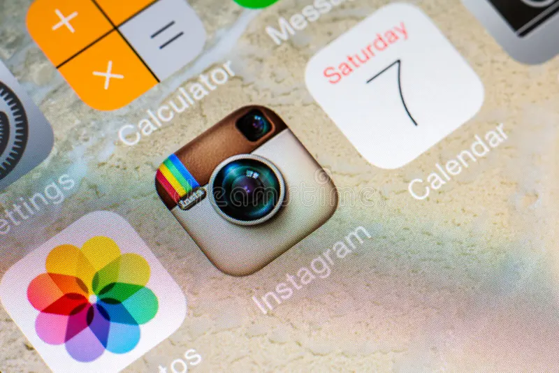 Foreign trade marketing strategies: Instagram account maintenance